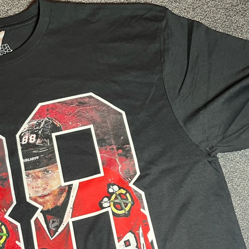 NWT Chicago Neighborhood Collection Chicago Blackhawks Patrick Kane Size L - Picture 6 of 15